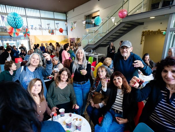 פעילות אזורית שוטפת