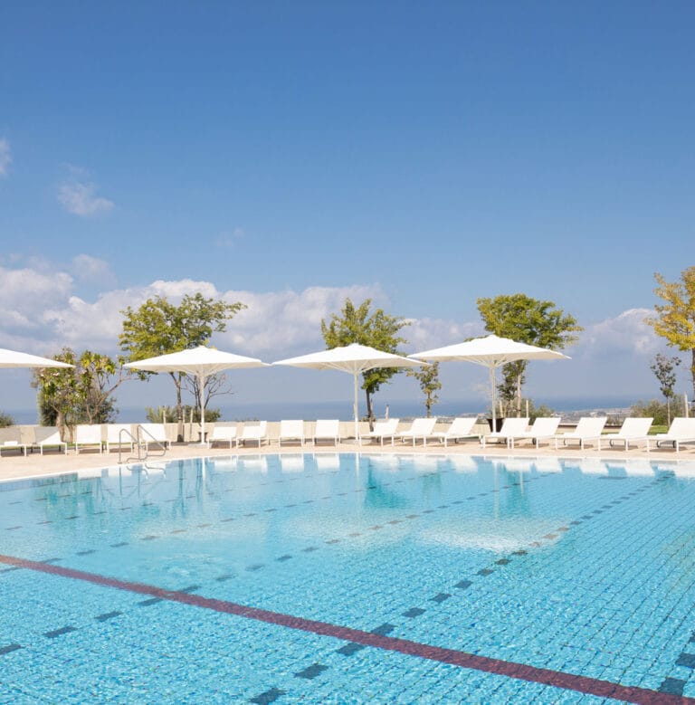 Pool Alma